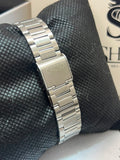 CACSO A158W – Branded Fold-Over Clasp Detail