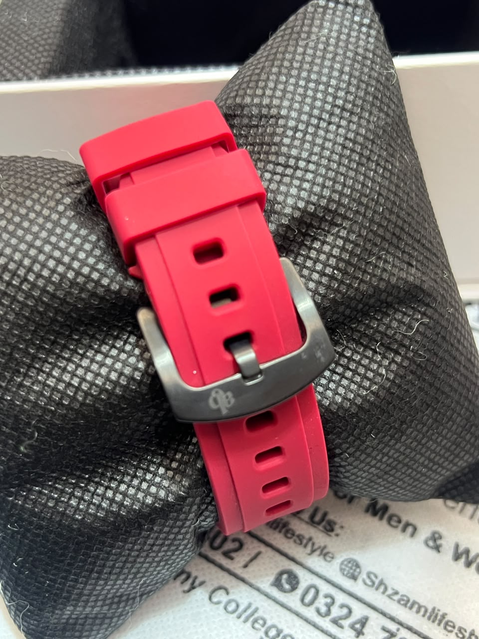 New Time Tonneau – Red Rubber Strap with Black PVD Pin Buckle Detail