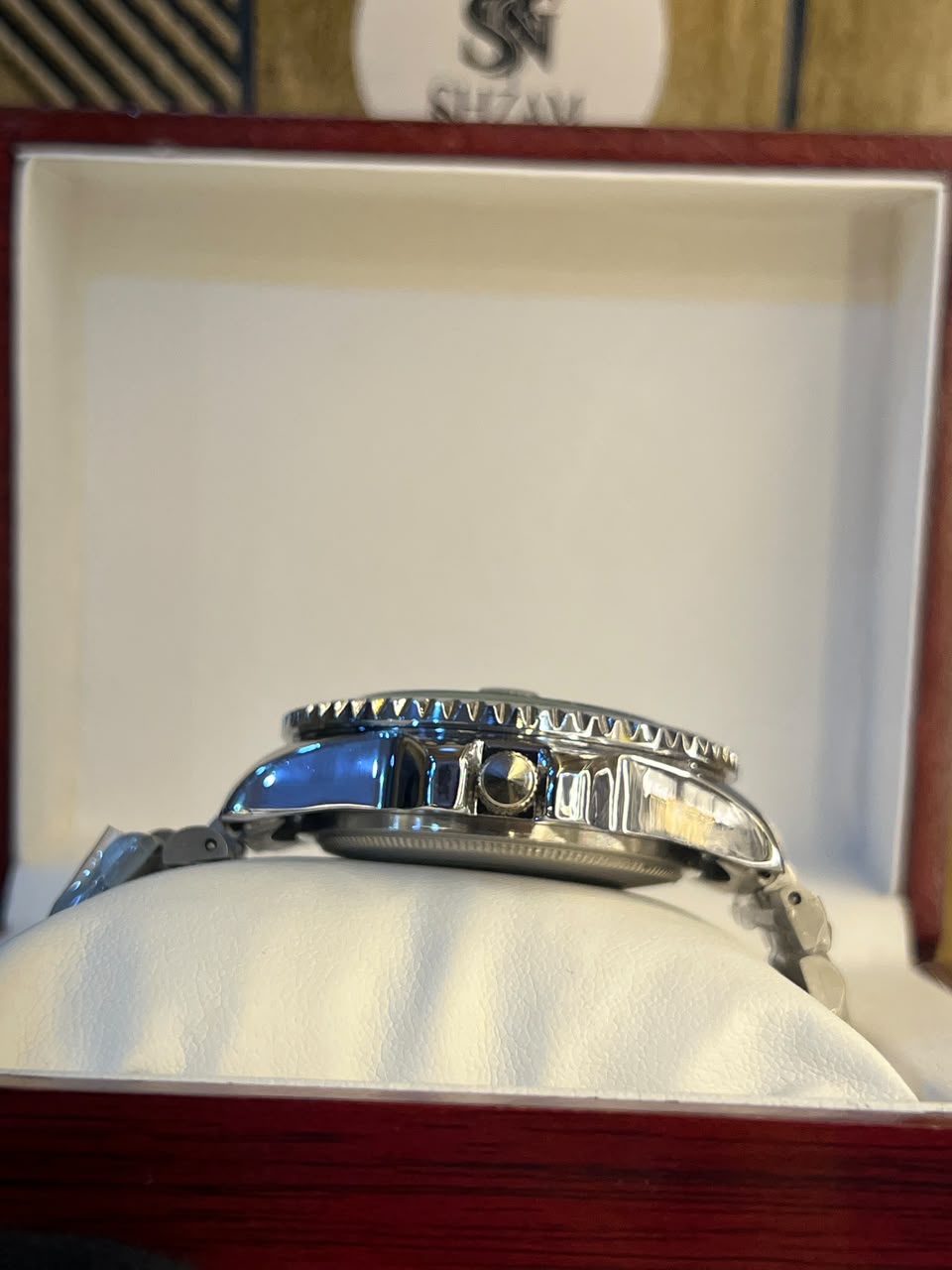 Rolex GMT-Master II Pepsi - Side Profile in Box